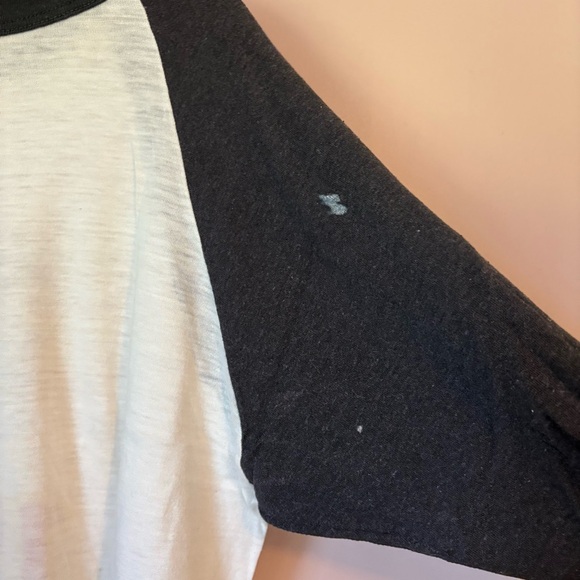 WCOZ 1981 Vintage Raglan Sleeve Shirt - Picture 4 of 4